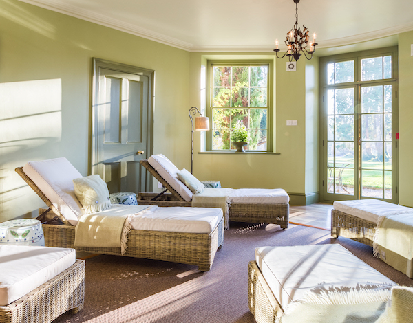 Mini Garden Spa Retreat